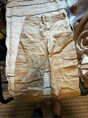 Abercrombie & Fitch Cargo Pants — Khaki Tan